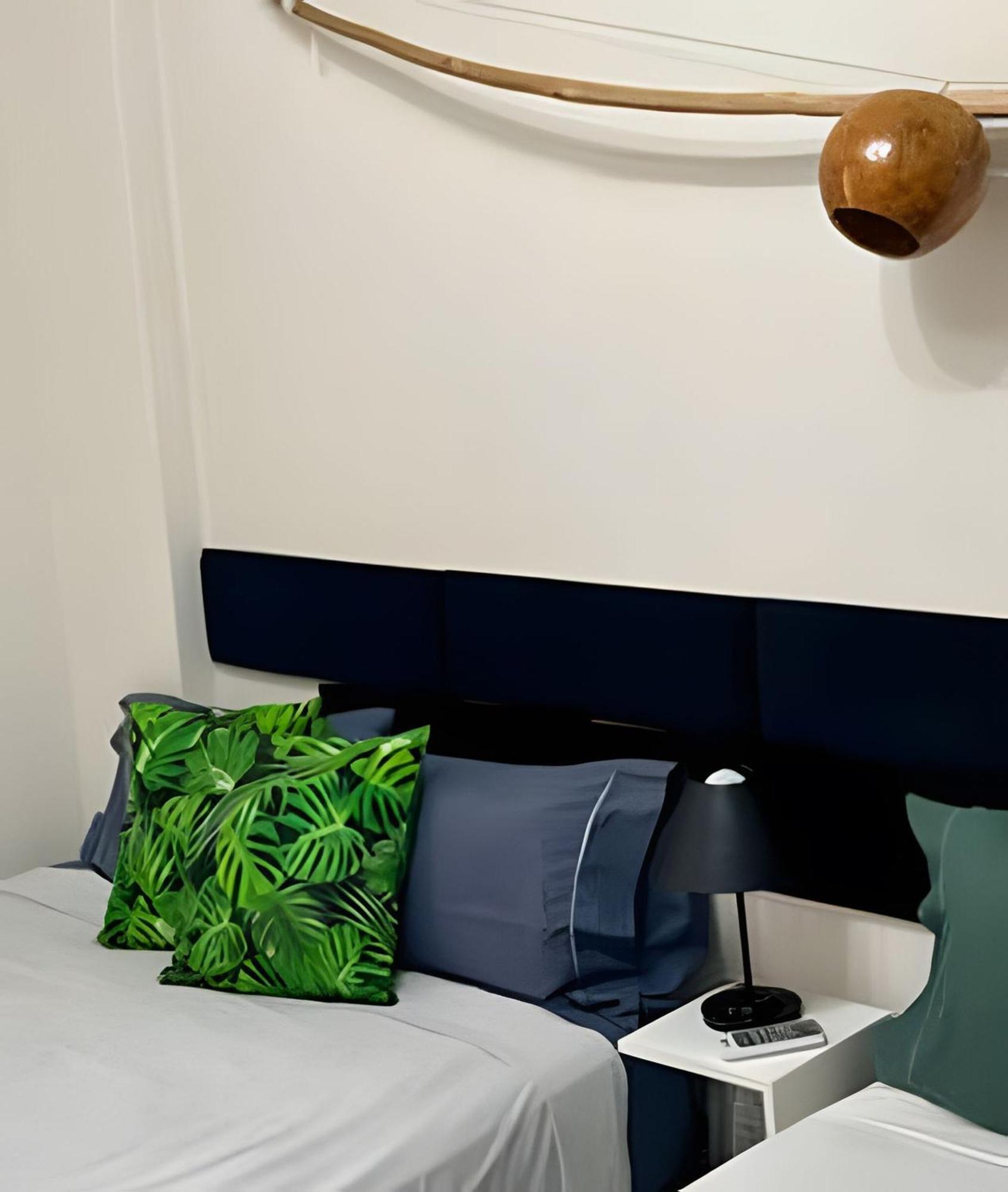 Unu 102 Graca: Wifi, Garagem, Perto Da Praia, + Apartamento